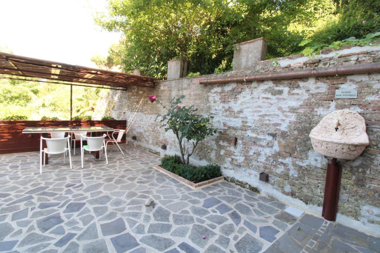 The House Of The Film Apartment Siena Exterior foto