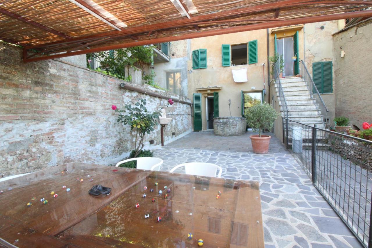 The House Of The Film Apartment Siena Exterior foto